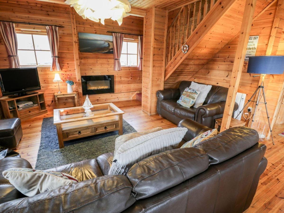 Sun View Lodge Llanbedr  Luaran gambar