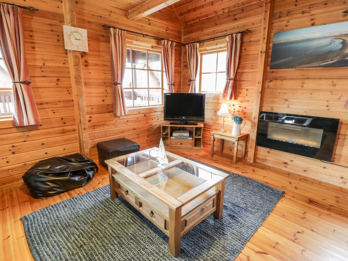 Sun View Lodge Llanbedr  Luaran gambar