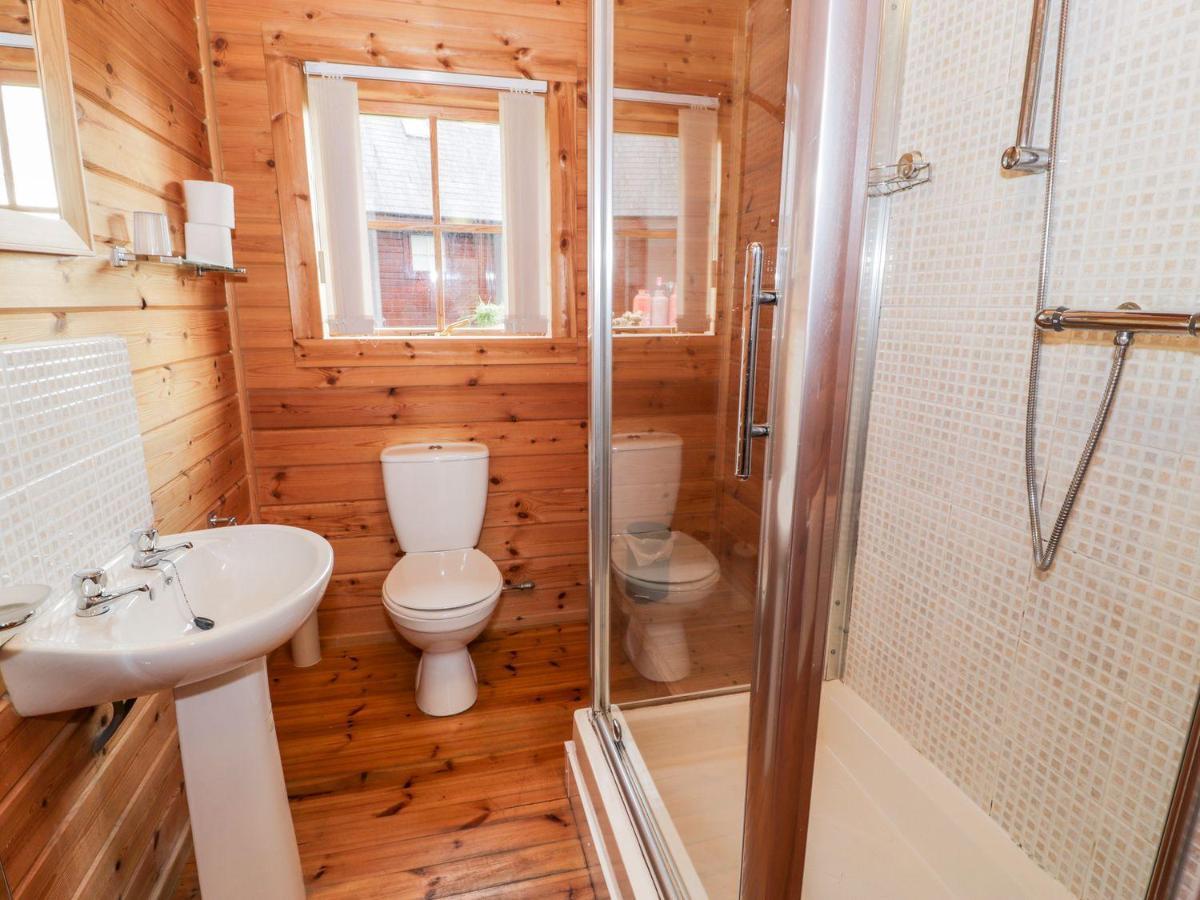 Sun View Lodge Llanbedr  Luaran gambar