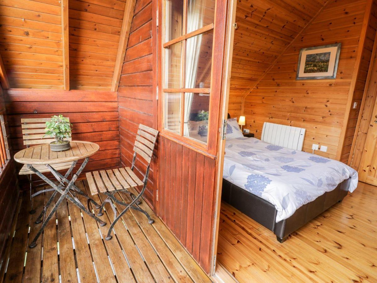 Sun View Lodge Llanbedr  Luaran gambar