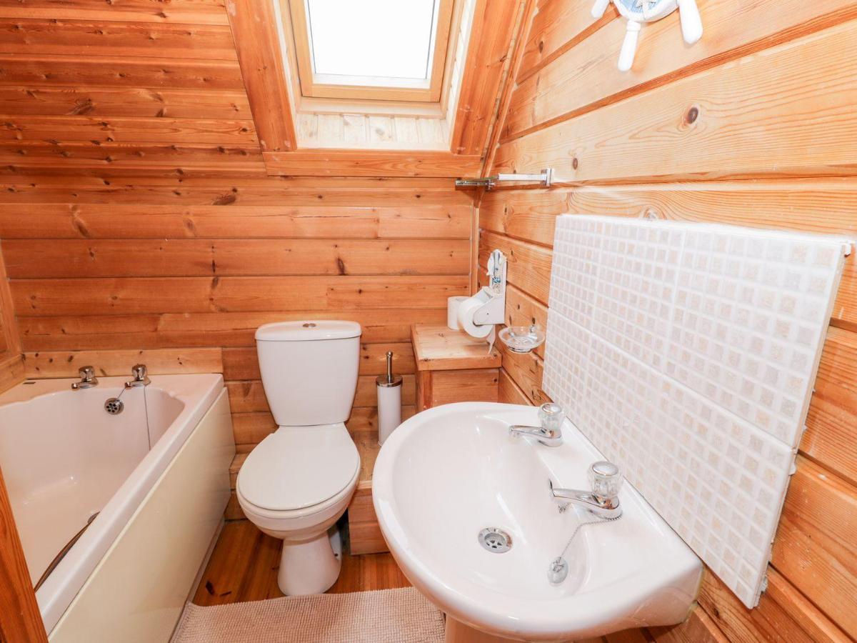 Sun View Lodge Llanbedr  Luaran gambar