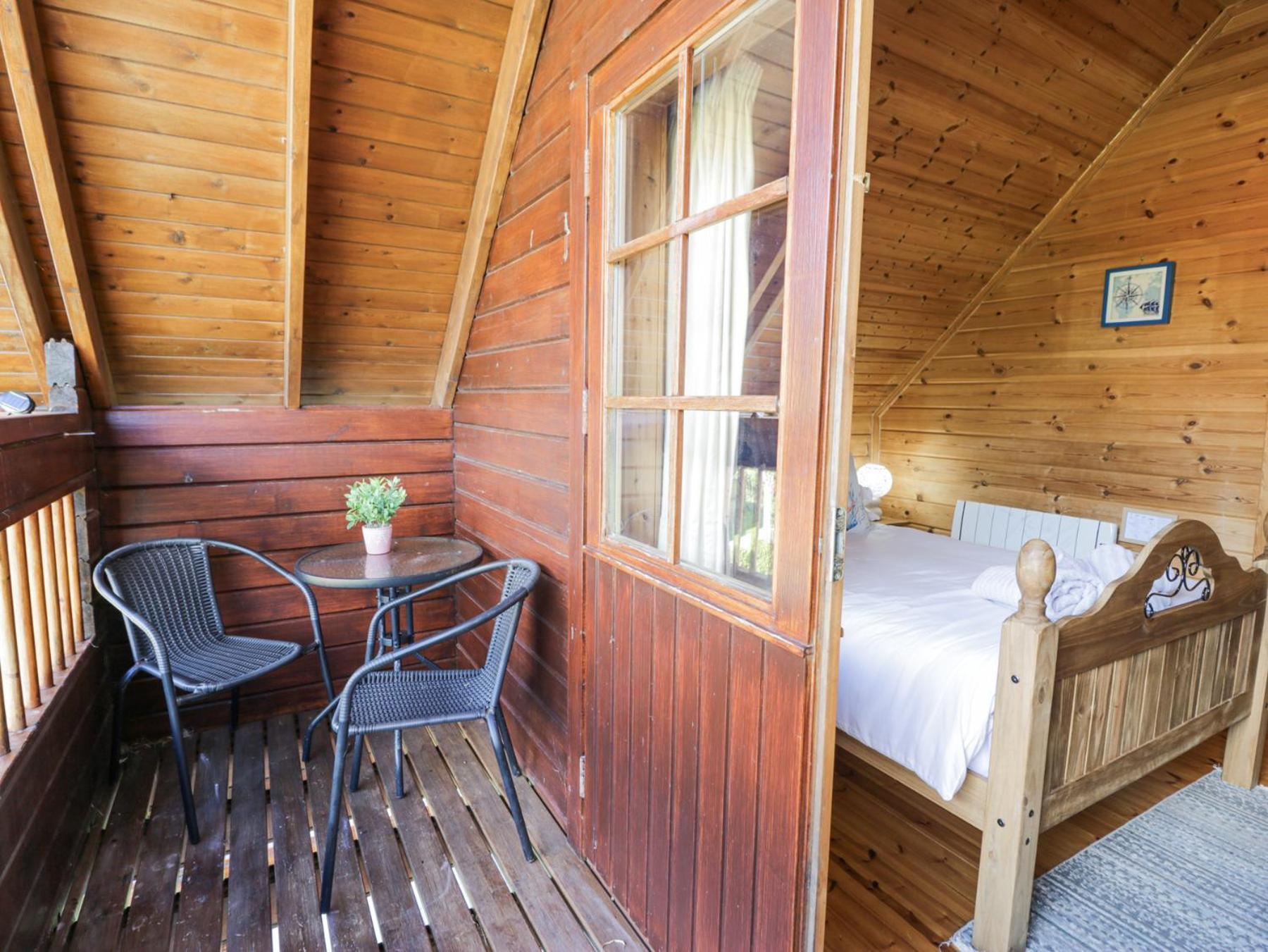 Sun View Lodge Llanbedr  Luaran gambar