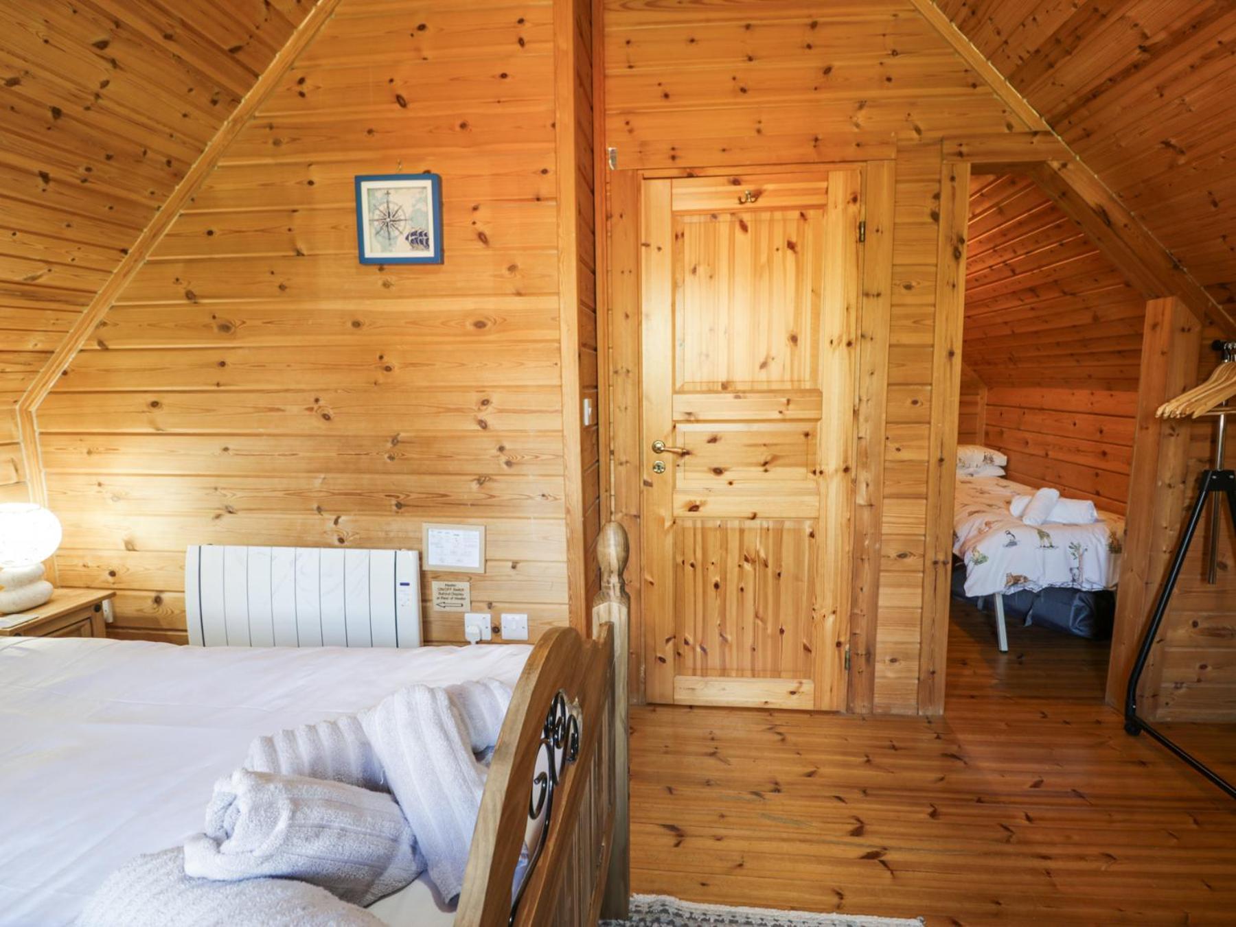 Sun View Lodge Llanbedr  Luaran gambar