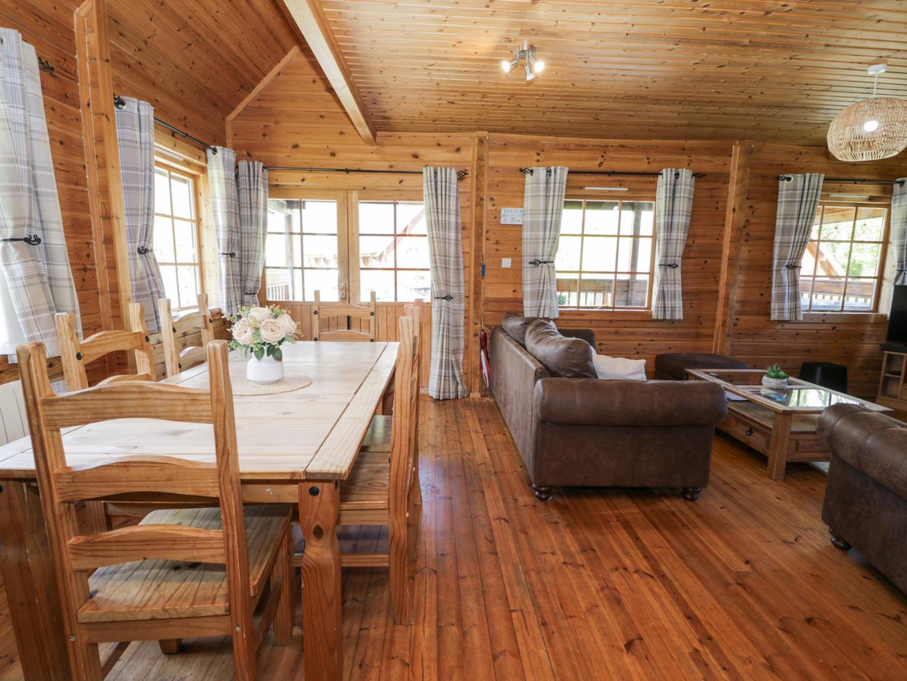 Sun View Lodge Llanbedr  Luaran gambar